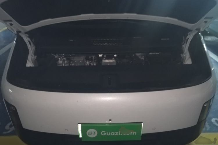 Used Li Auto MEGA 2024 Ultra Model Engine Bay