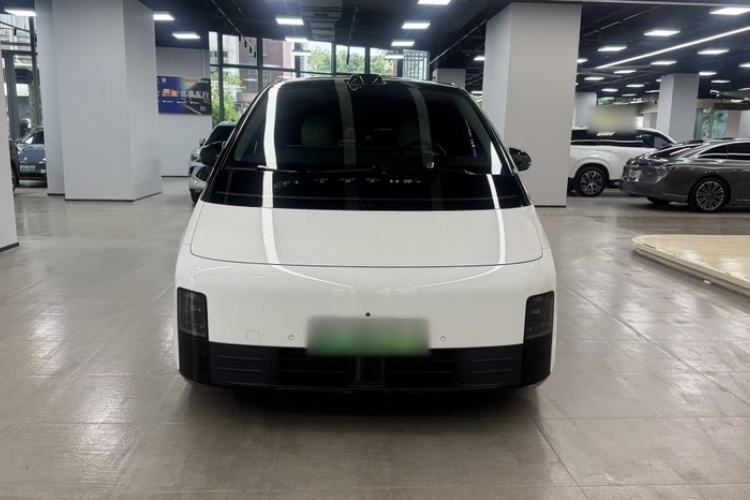 Used Li Auto MEGA 2024 Ultra Model Exterior 1