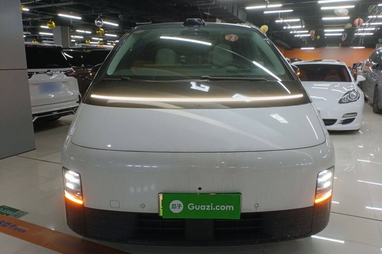 Used Li Auto MEGA 2024 Ultra Model Exterior 1
