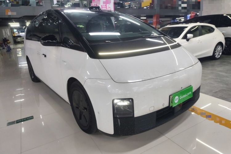 Used Li Auto MEGA 2024 Ultra Model Exterior 2