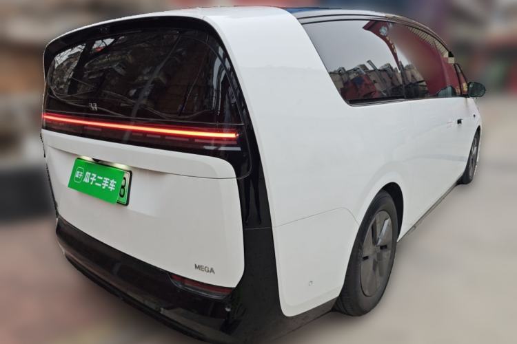 Used Li Auto MEGA 2024 Ultra Model Exterior 5