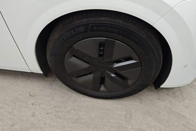 Used Li Auto MEGA 2024 Ultra Model Exterior 7