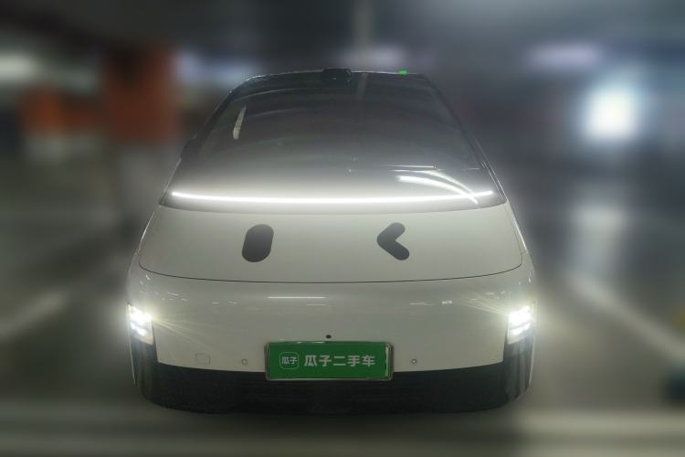 Used Li Auto MEGA 2024 Ultra Model Front
