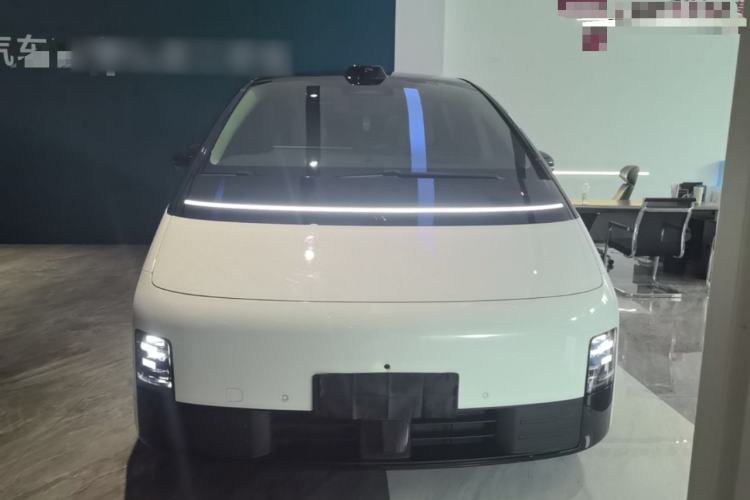 Used Li Auto MEGA 2024 Ultra Model Front