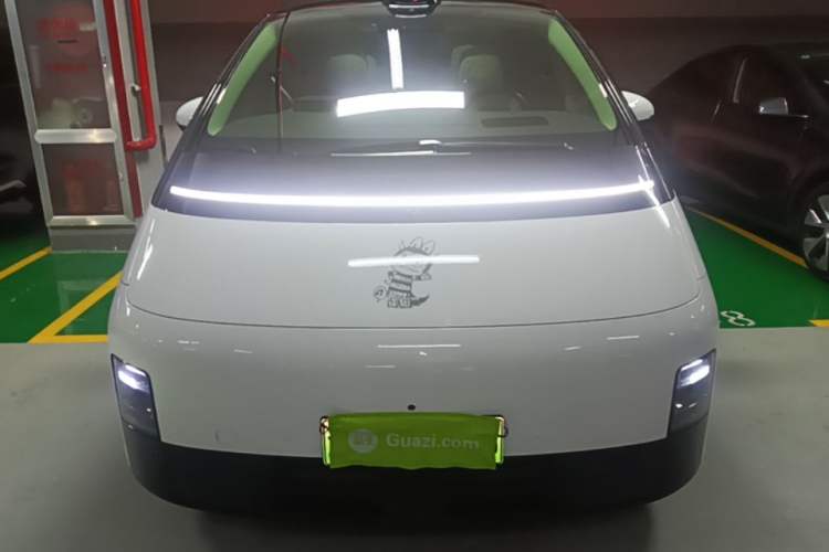 Used Li Auto MEGA 2024 Ultra Model Front