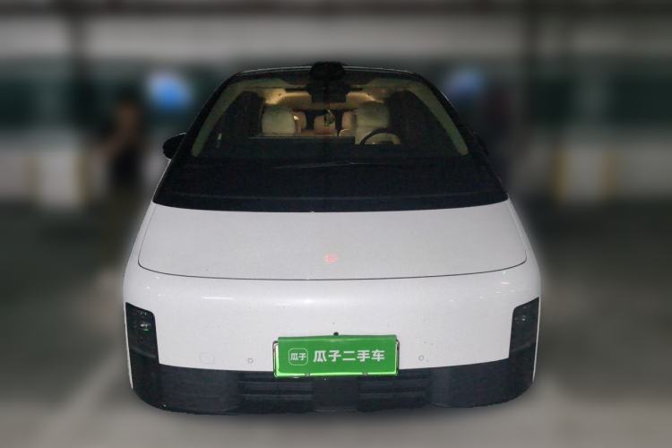 Used Li Auto MEGA 2024 Ultra Model Front