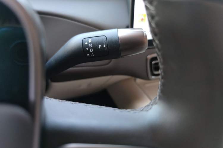 Used Li Auto MEGA 2024 Ultra Model Gear Lever