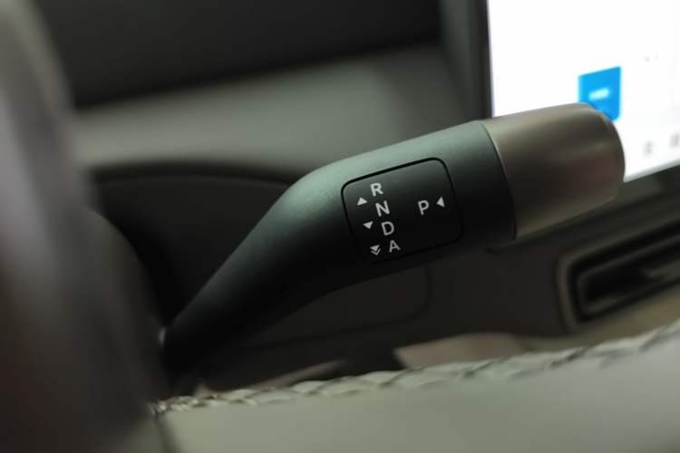 Used Li Auto MEGA 2024 Ultra Model Gear Lever