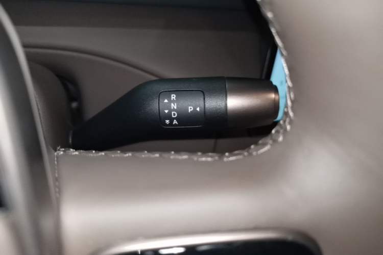 Used Li Auto MEGA 2024 Ultra Model Gear Lever