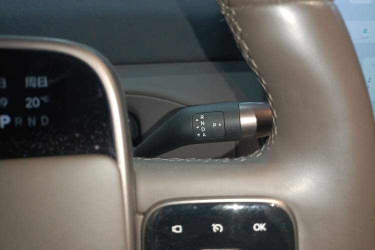 Used Li Auto MEGA 2024 Ultra Model Gear Lever
