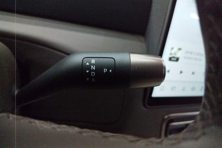 Used Li Auto MEGA 2024 Ultra Model Gear Lever