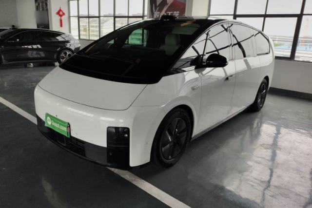 Used Li Auto MEGA 2024 Ultra Model