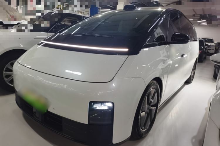Used Li Auto MEGA 2024 Ultra Model Guazi used car, China used car export, Used car for sale, Used cars, Cheapest cars for sale