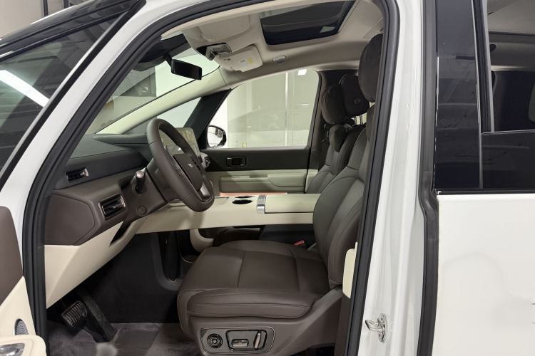Used Li Auto MEGA 2024 Ultra Model Left Front Seat