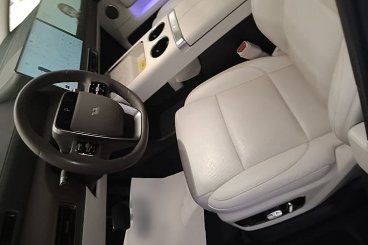Used Li Auto MEGA 2024 Ultra Model Left Front Seat