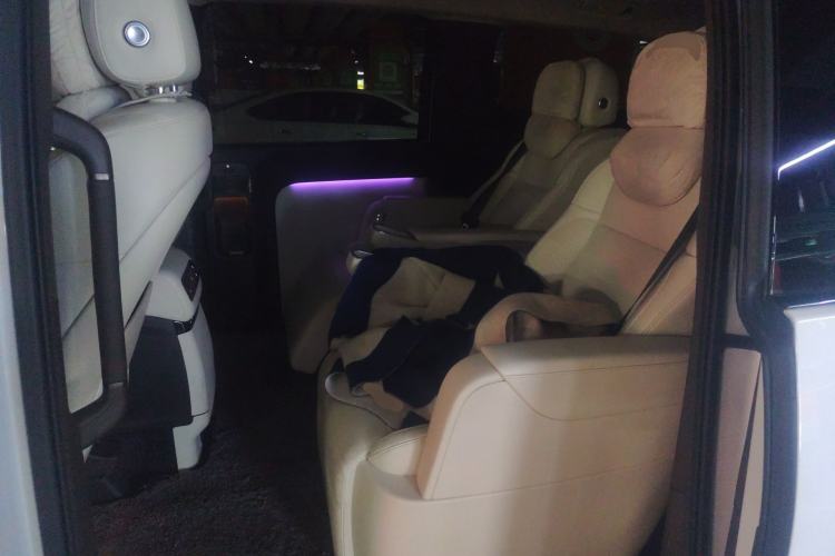 Used Li Auto MEGA 2024 Ultra Model Left Rear Seat
