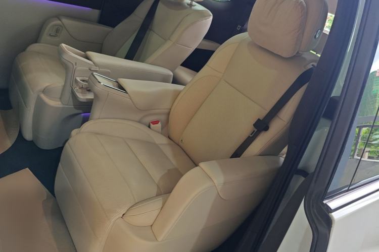 Used Li Auto MEGA 2024 Ultra Model Left Rear Seat