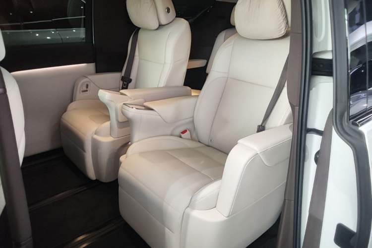 Used Li Auto MEGA 2024 Ultra Model Left Rear Seat
