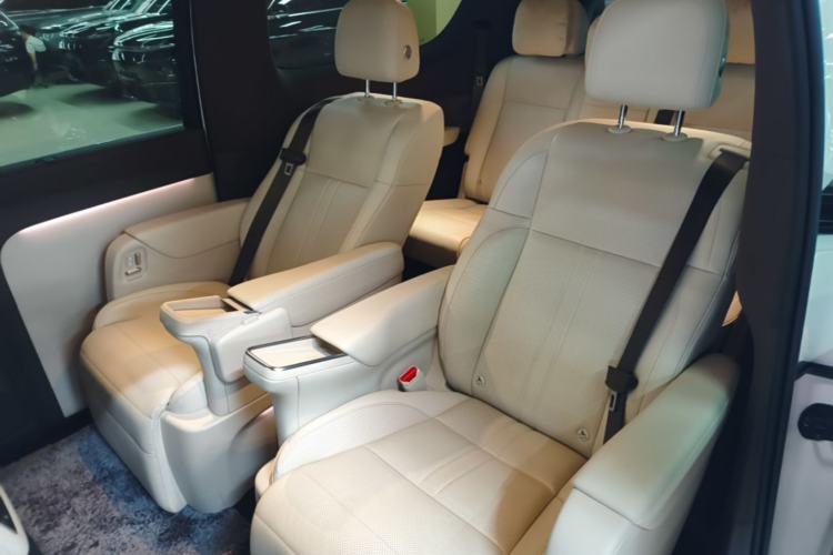 Used Li Auto MEGA 2024 Ultra Model Left Rear Seat