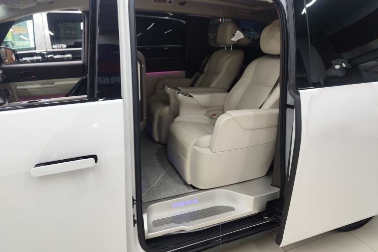 Used Li Auto MEGA 2024 Ultra Model Left Rear Seat