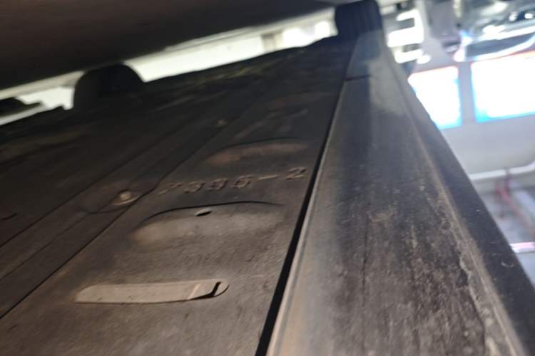 Used Li Auto MEGA 2024 Ultra Model Left Side Sill