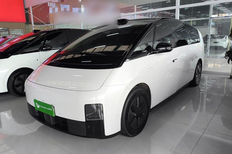 Used Li Auto MEGA 2024 Ultra Model Guazi used car, China used car export, Used car for sale, Used Li Auto cars, Cheapest cars for sale, Electric vehicle, New energy car