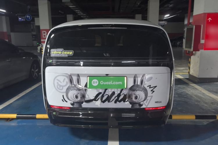 Used Li Auto MEGA 2024 Ultra Model Rear