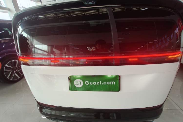 Used Li Auto MEGA 2024 Ultra Model Rear