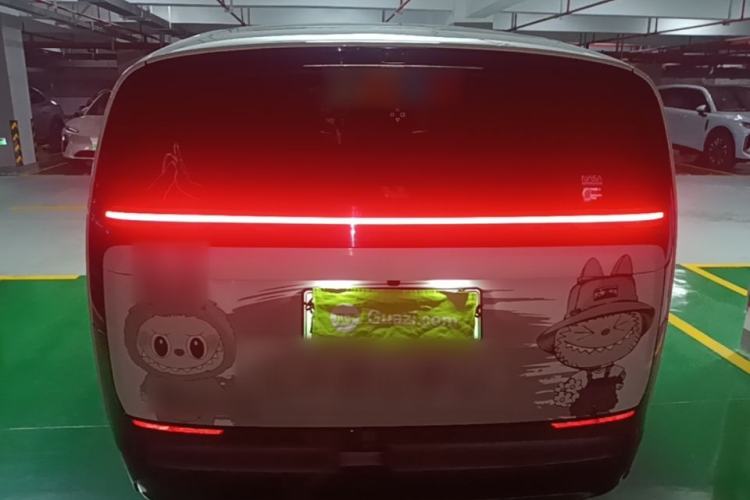 Used Li Auto MEGA 2024 Ultra Model Rear