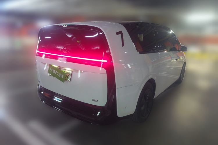 Used Li Auto MEGA 2024 Ultra Model Rear Right 45 Deg
