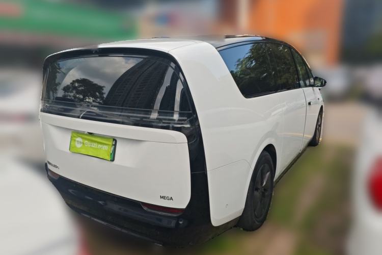 Used Li Auto MEGA 2024 Ultra Model Rear Right 45 Deg