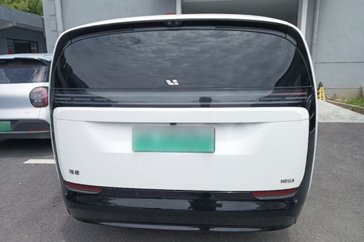 Used Li Auto MEGA 2024 Ultra Model Rear