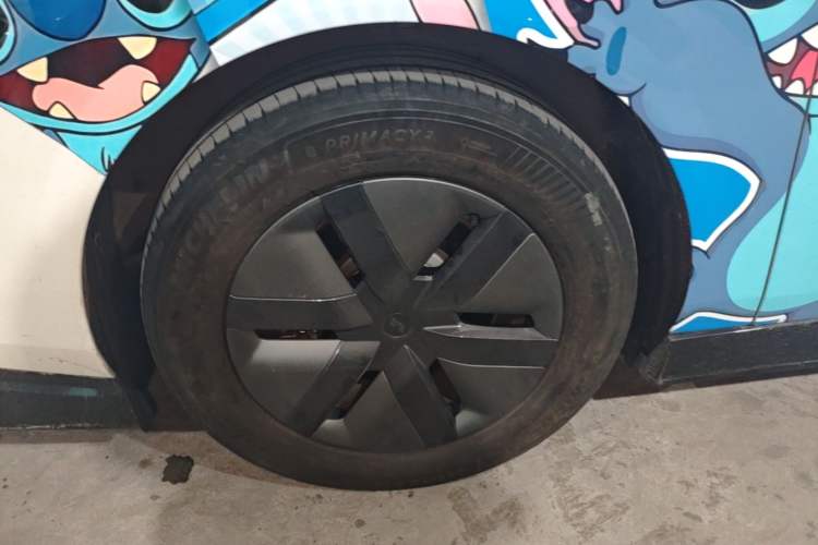 Used Li Auto MEGA 2024 Ultra Model Right Rear Wheel Hub