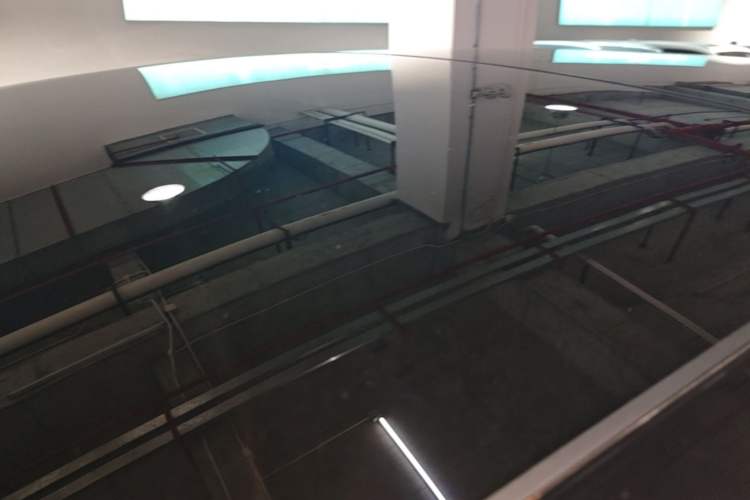 Used Li Auto MEGA 2024 Ultra Model Roof