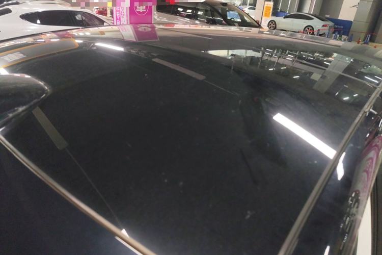Used Li Auto MEGA 2024 Ultra Model Roof