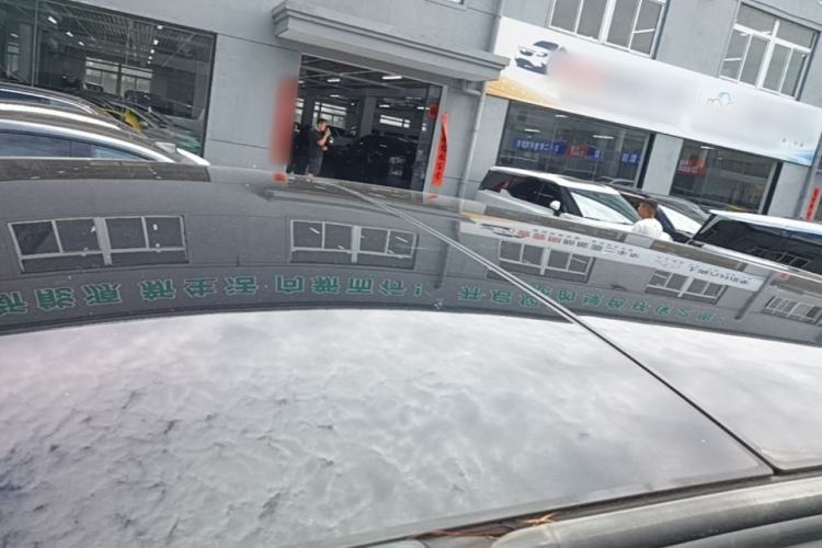 Used Li Auto MEGA 2024 Ultra Model Roof