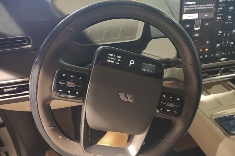 Used Li Auto MEGA 2024 Ultra Model Steering Wheel