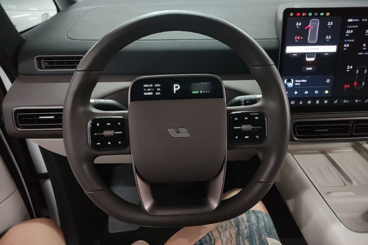 Used Li Auto MEGA 2024 Ultra Model Steering Wheel