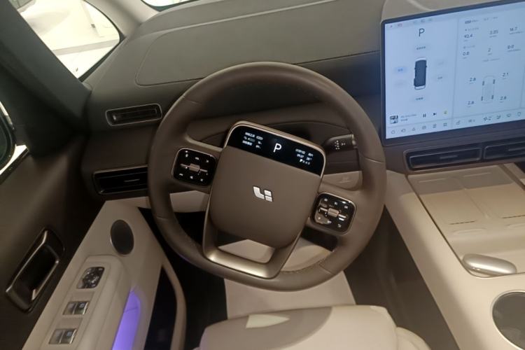 Used Li Auto MEGA 2024 Ultra Model Steering Wheel
