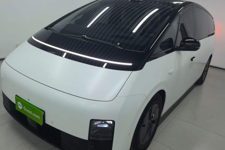 Used Li Auto MEGA 2024 Ultra Model Guazi used car, China used car export, Used car for sale, Used Li Auto cars, Cheapest cars for sale, Electric vehicle, New energy car