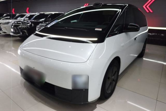 Used Li Auto MEGA 2024 Ultra Model