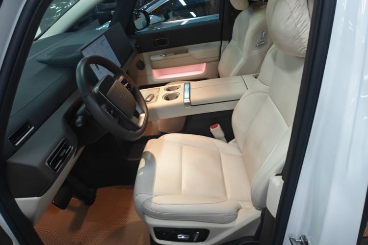 Used Li Auto MEGA 2024 Ultra Model Left Front Seat