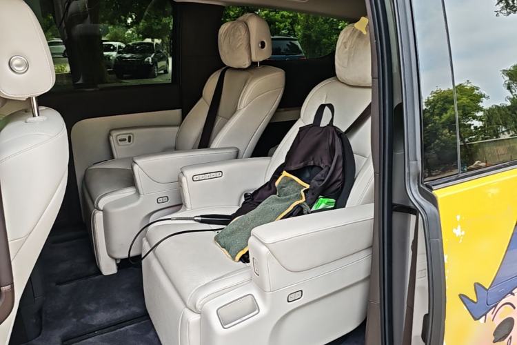 Used Li Auto MEGA 2024 Ultra Model Left Rear Seat