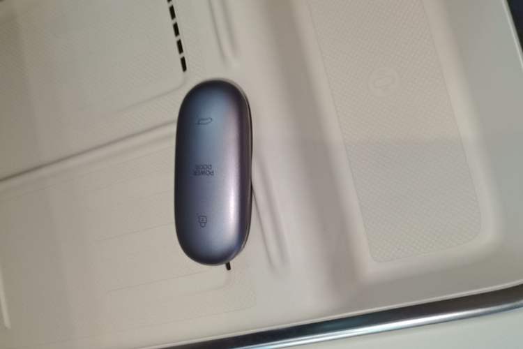 Used Li Auto MEGA 2024 Ultra Model Vehicle Key