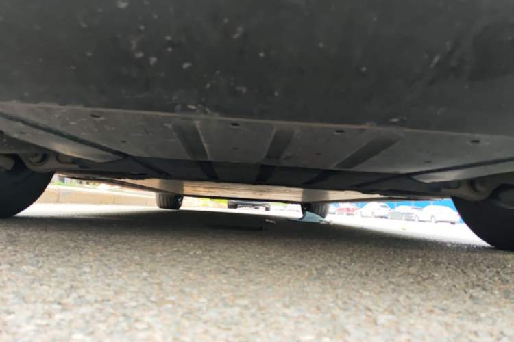 Used Li Auto MEGA 2025 Home Family Special Edition Chassis Front