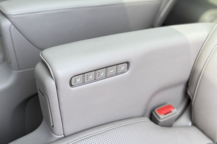 Used Li Auto MEGA 2025 Home Family Special Edition Interior 3