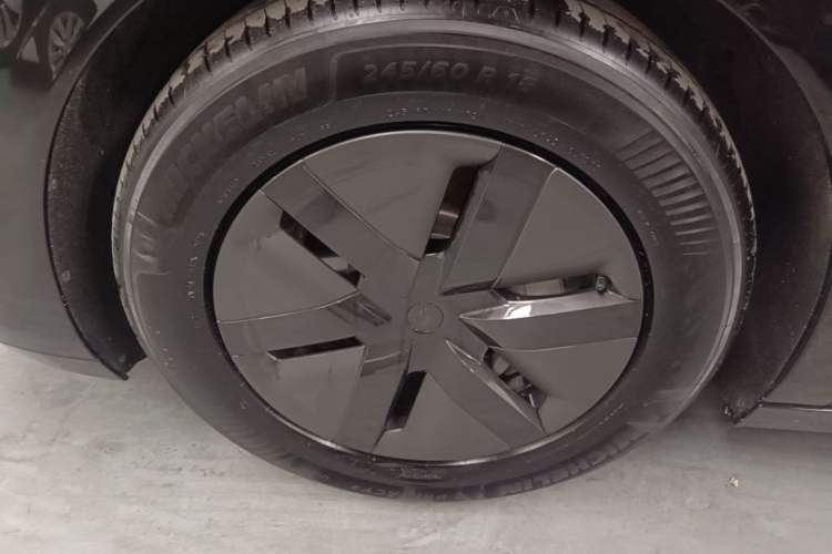 Used Li Auto MEGA 2025 Home Family Special Edition Left Front Wheel Hub