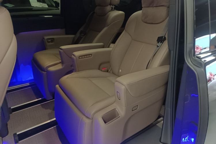 Used Li Auto MEGA 2025 Home Family Special Edition Left Rear Seat