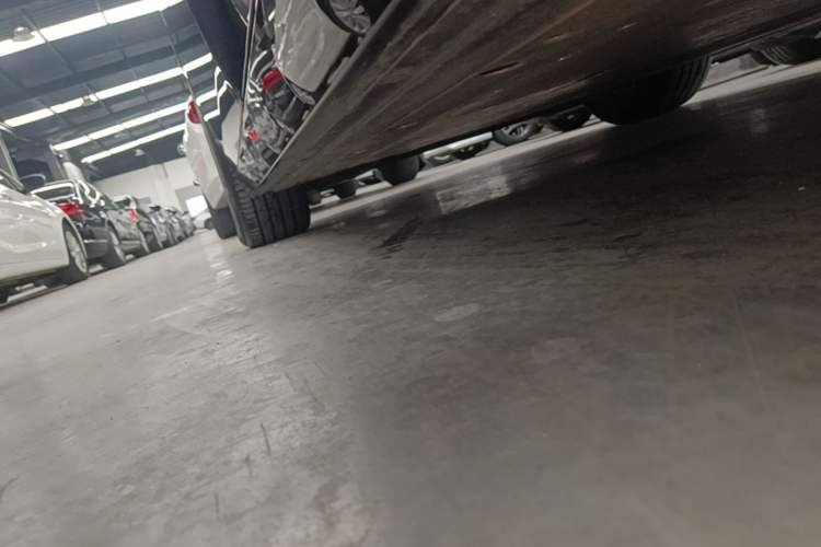 Used Li Auto MEGA 2025 Home Family Special Edition Left Side Sill