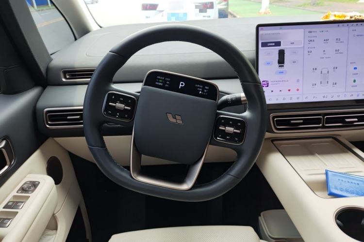 Used Li Auto MEGA 2025 Home Family Special Edition Steering Wheel